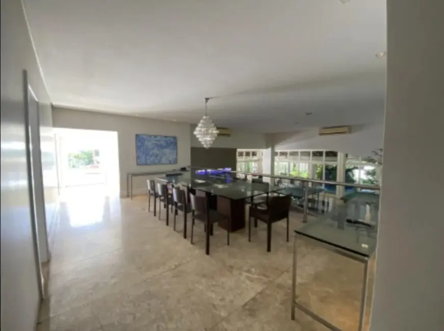 Casa com 5 quartos à venda e para alugar, 1250m2 em Portão, Lauro De Freitas - BA - imagem 3 Foto 3 de Casa com 5 quartos à venda e para alugar, 1250m2 em Portão, Lauro De Freitas - BA