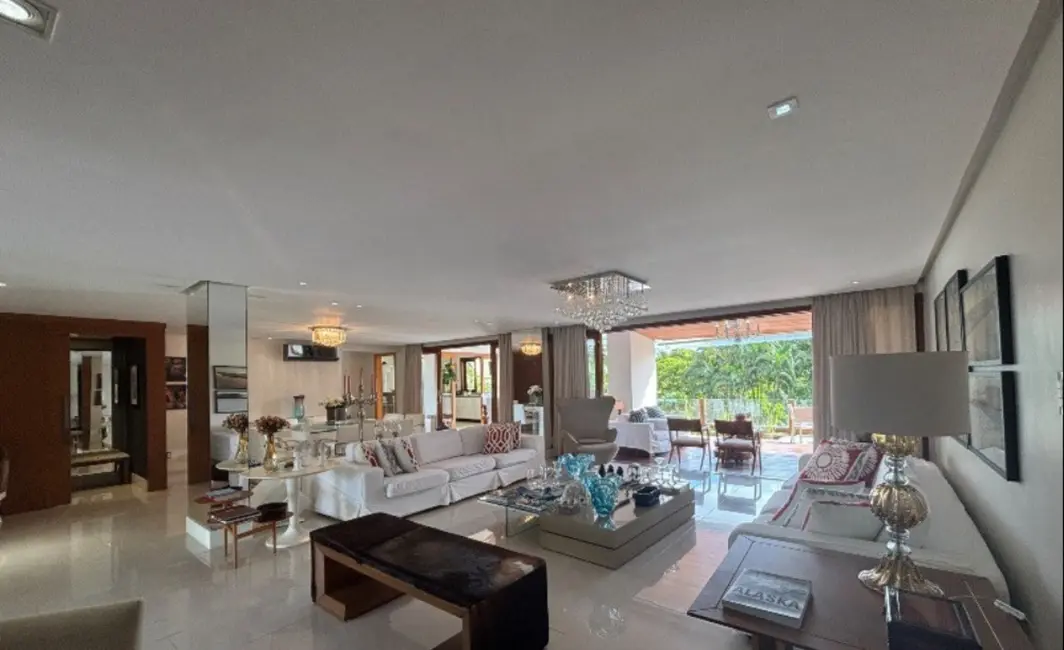 Foto 2 de Casa com 5 quartos à venda e para alugar, 850m2 em Portão, Lauro De Freitas - BA