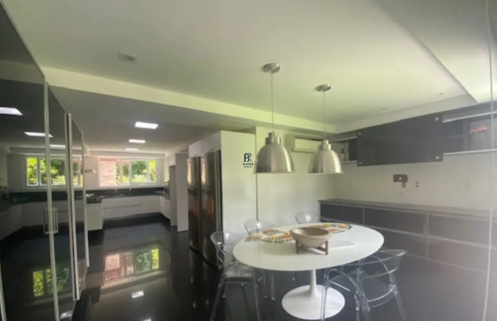 Foto 5 de Casa com 6 quartos à venda, 382m2 em Portão, Lauro De Freitas - BA