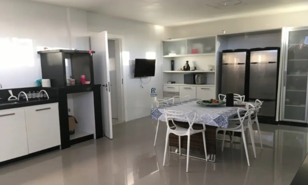 Foto 3 de Casa com 6 quartos à venda, 1400m2 em Portão, Lauro De Freitas - BA