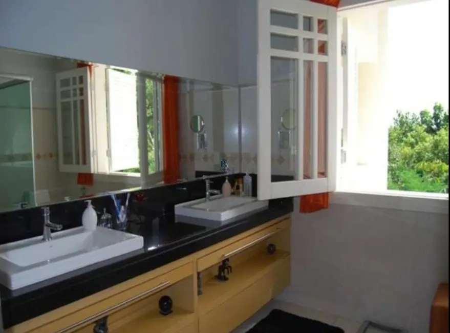 Foto 5 de Casa com 5 quartos à venda, 1500m2 em Portão, Lauro De Freitas - BA