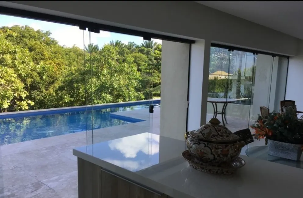 Foto 4 de Casa com 4 quartos à venda e para alugar, 570m2 em Camacari - BA