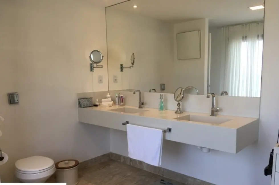 Foto 9 de Casa com 4 quartos à venda e para alugar, 570m2 em Camacari - BA