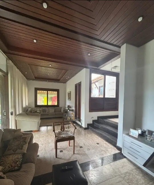 Foto 1 de Casa com 4 quartos à venda, 300m2 em Portão, Lauro De Freitas - BA