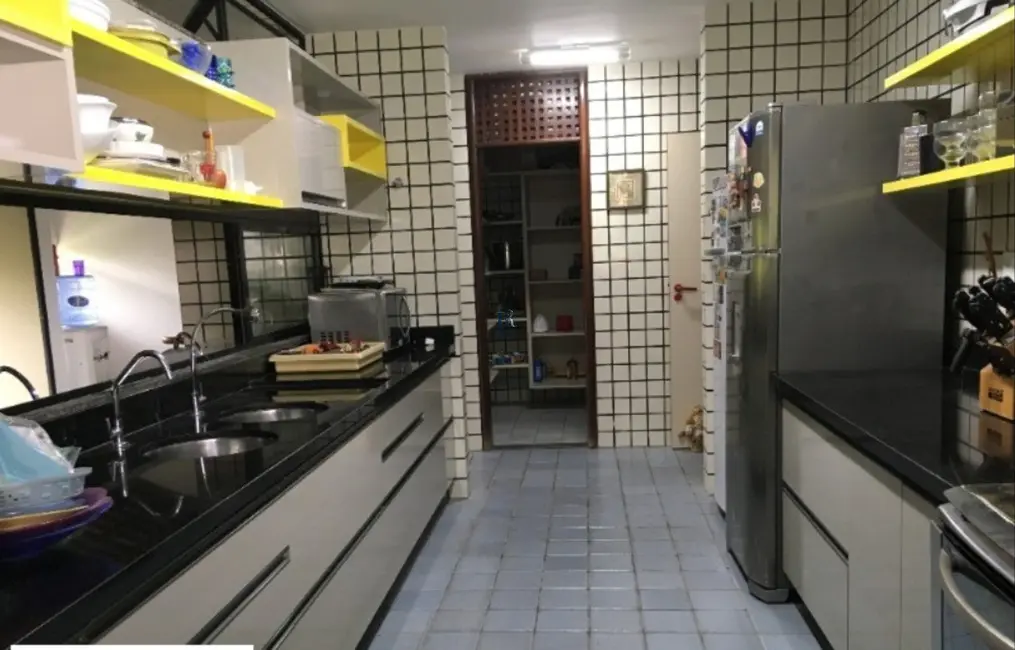 Foto 3 de Casa com 4 quartos à venda, 800m2 em Portão, Lauro De Freitas - BA