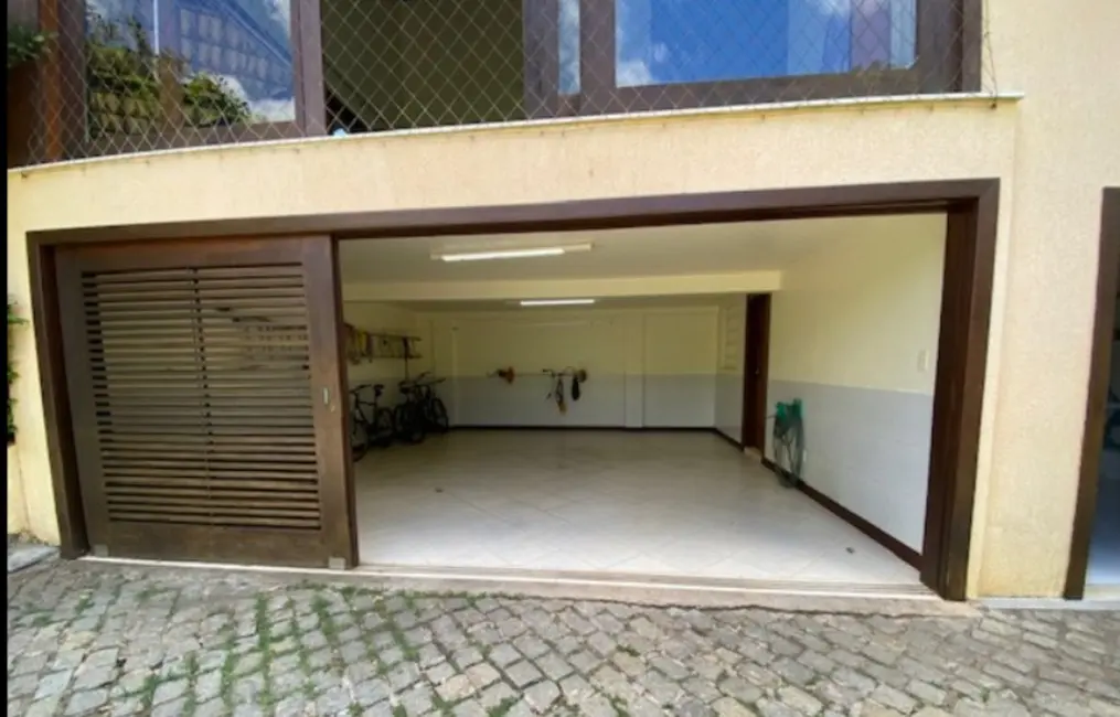 Foto 2 de Casa com 4 quartos à venda, 430m2 em Portão, Lauro De Freitas - BA