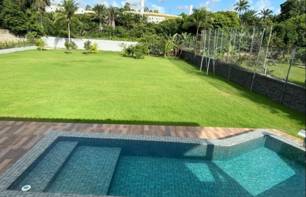 Casa com 4 quartos à venda, 500m2 em Portão, Lauro De Freitas - BA - imagem 3 Foto 3 de Casa com 4 quartos à venda, 500m2 em Portão, Lauro De Freitas - BA