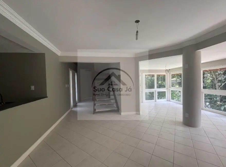 Casa com 4 quartos à venda, 500m2 em Portão, Lauro De Freitas - BA - imagem 5 Foto 5 de Casa com 4 quartos à venda, 500m2 em Portão, Lauro De Freitas - BA