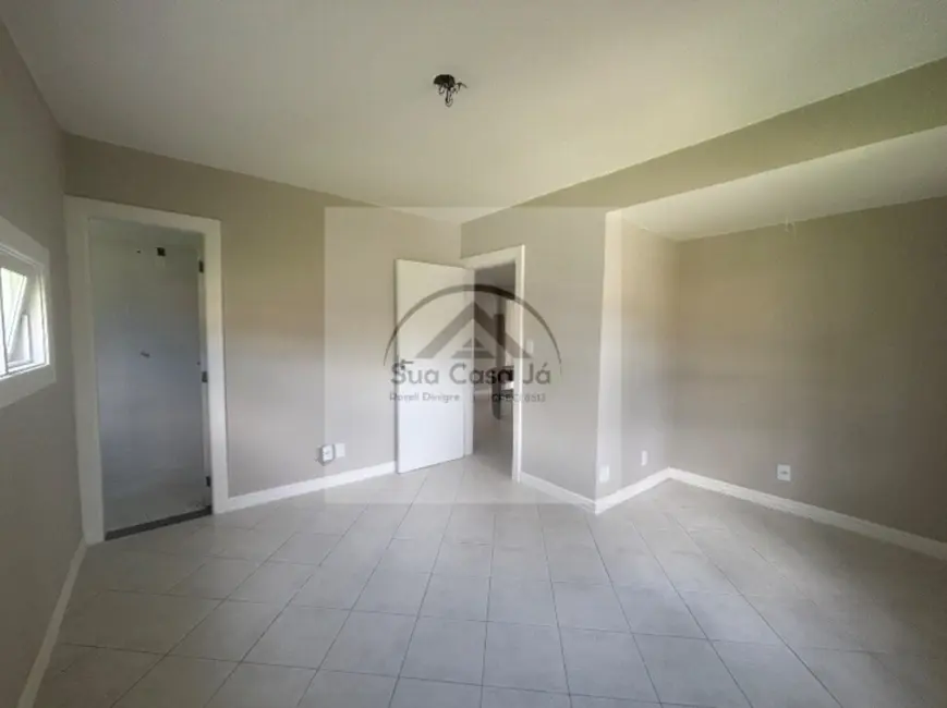 Casa com 4 quartos à venda, 500m2 em Portão, Lauro De Freitas - BA - imagem 4 Foto 4 de Casa com 4 quartos à venda, 500m2 em Portão, Lauro De Freitas - BA