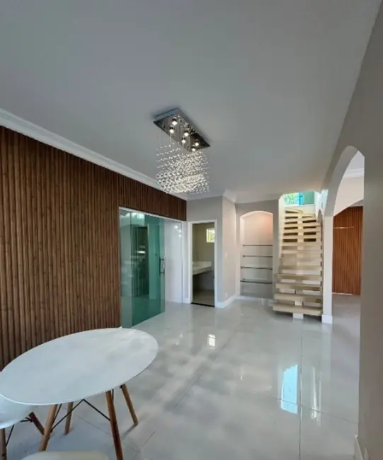 Foto 1 de Casa com 6 quartos à venda e para alugar, 600m2 em Vilas do Atlântico, Lauro De Freitas - BA