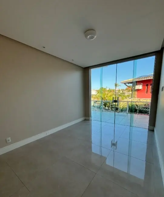 Foto 4 de Casa com 6 quartos à venda e para alugar, 600m2 em Vilas do Atlântico, Lauro De Freitas - BA