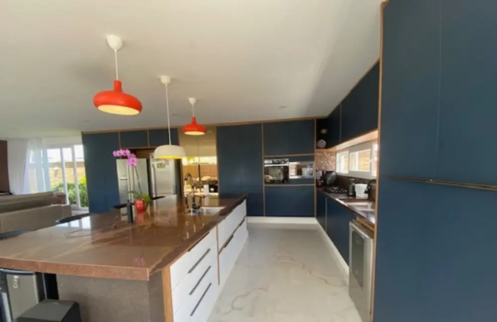 Foto 8 de Casa com 4 quartos à venda, 377m2 em Camacari - BA