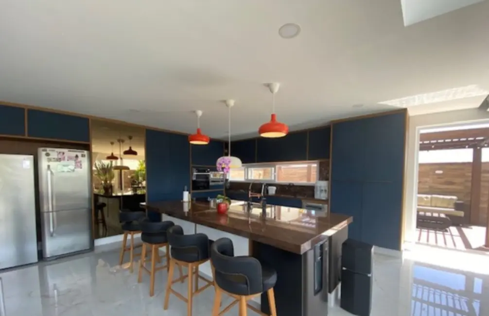 Foto 7 de Casa com 4 quartos à venda, 377m2 em Camacari - BA