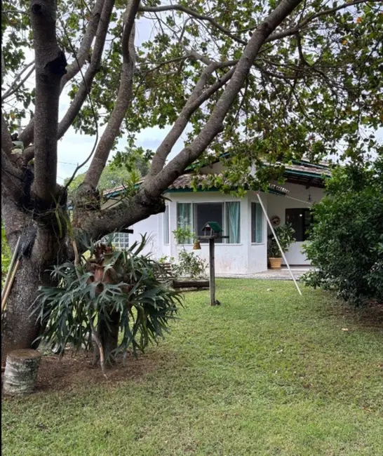 Casa com 3 quartos à venda, 172m2 em Portão, Lauro De Freitas - BA - imagem 1 Foto 1 de Casa com 3 quartos à venda, 172m2 em Portão, Lauro De Freitas - BA