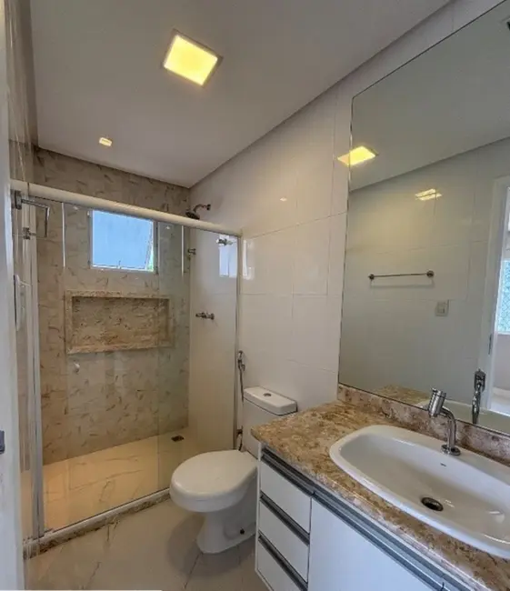 Foto 3 de Casa com 4 quartos à venda, 350m2 em Vilas do Atlântico, Lauro De Freitas - BA