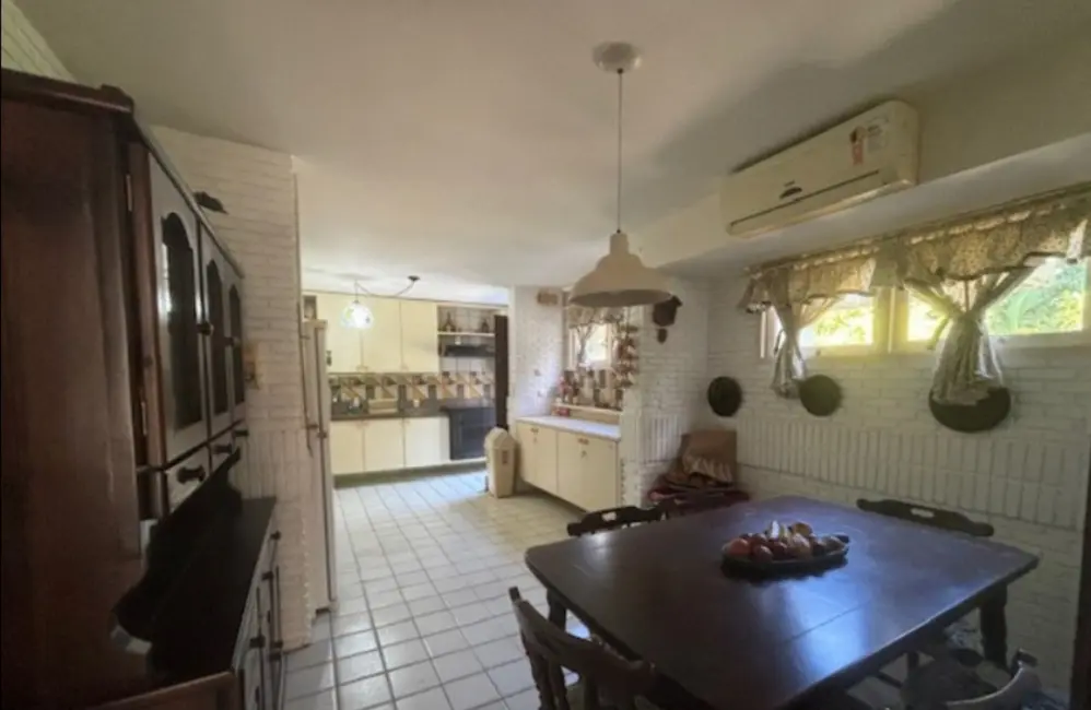 Casa com 4 quartos à venda e para alugar, 350m2 em Portão, Lauro De Freitas - BA - imagem 2 Foto 2 de Casa com 4 quartos à venda e para alugar, 350m2 em Portão, Lauro De Freitas - BA