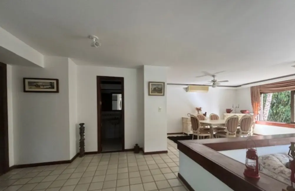 Casa com 4 quartos à venda e para alugar, 350m2 em Portão, Lauro De Freitas - BA - imagem 5 Foto 5 de Casa com 4 quartos à venda e para alugar, 350m2 em Portão, Lauro De Freitas - BA