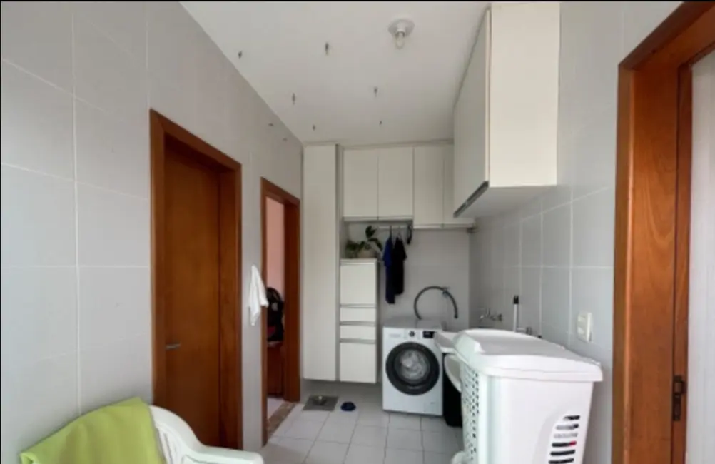 Foto 9 de Casa com 4 quartos à venda, 262m2 em Buraquinho, Lauro De Freitas - BA