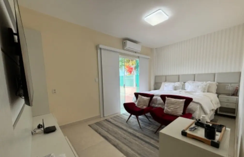 Foto 2 de Casa com 4 quartos à venda, 262m2 em Buraquinho, Lauro De Freitas - BA