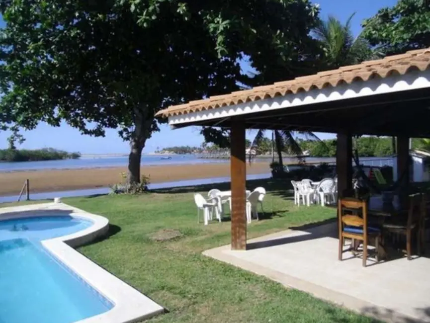 Casa com 5 quartos à venda, 380m2 em Buraquinho, Lauro De Freitas - BA - imagem 1 Foto 1 de Casa com 5 quartos à venda, 380m2 em Buraquinho, Lauro De Freitas - BA