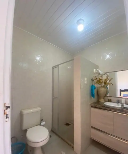 Casa com 4 quartos à venda, 190m2 em Vilas do Atlântico, Lauro De Freitas - BA - imagem 2 Foto 2 de Casa com 4 quartos à venda, 190m2 em Vilas do Atlântico, Lauro De Freitas - BA