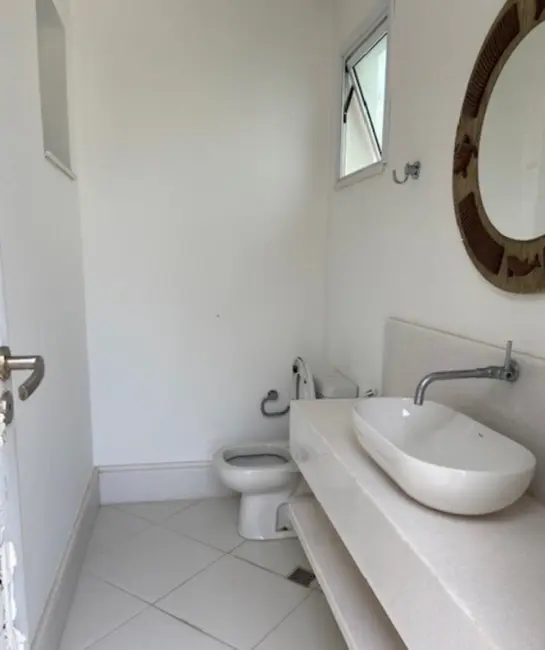 Casa com 3 quartos à venda, 600m2 em Recreio Ipitanga, Lauro De Freitas - BA - imagem 4 Foto 4 de Casa com 3 quartos à venda, 600m2 em Recreio Ipitanga, Lauro De Freitas - BA