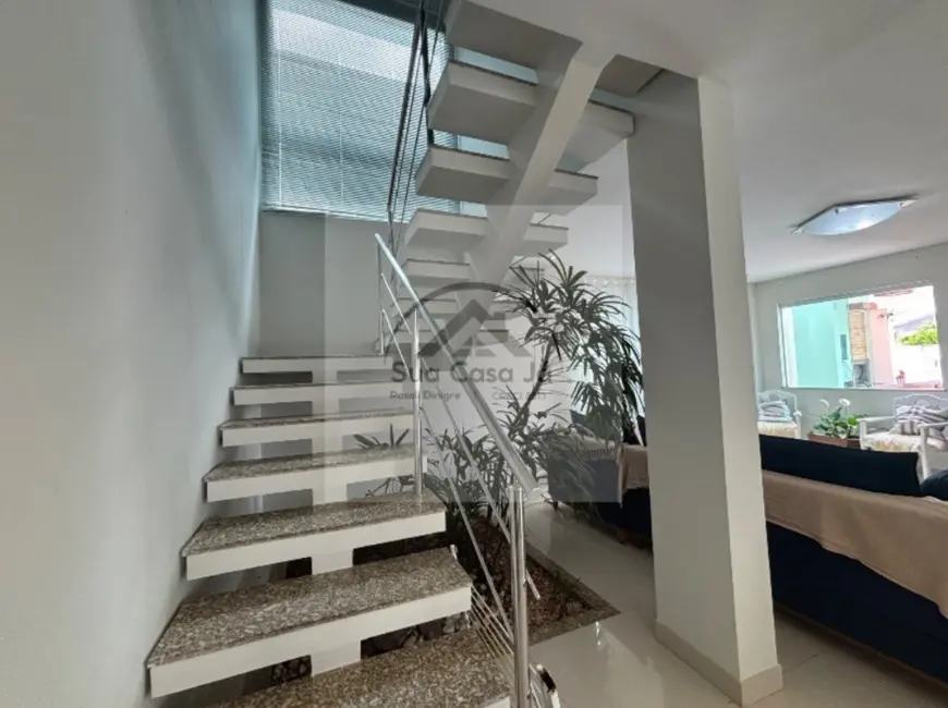 Foto 3 de Casa com 4 quartos à venda, 252m2 em Vilas do Atlântico, Lauro De Freitas - BA