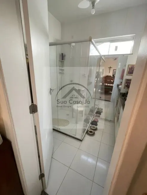 Casa com 5 quartos à venda, 124m2 em Camacari - BA - imagem 2 Foto 2 de Casa com 5 quartos à venda, 124m2 em Camacari - BA