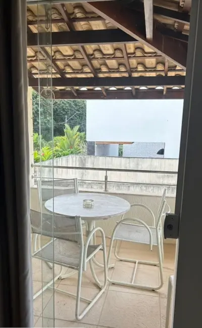 Casa com 4 quartos à venda, 229m2 em Camacari - BA - imagem 8 Foto 8 de Casa com 4 quartos à venda, 229m2 em Camacari - BA