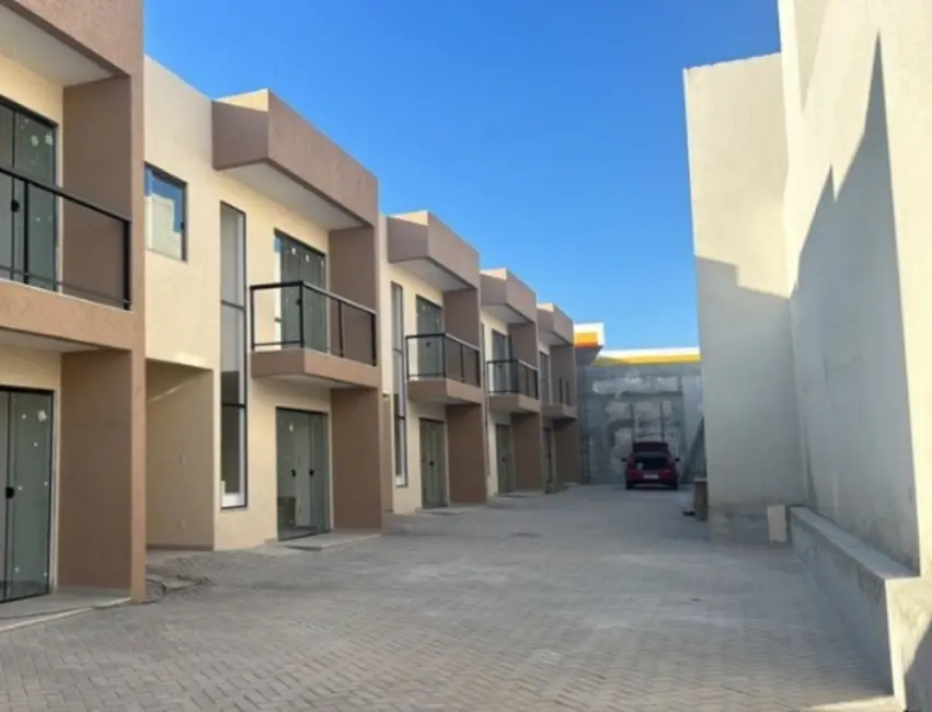 Casa com 3 quartos à venda, 115m2 em Vila Praiana, Lauro De Freitas - BA - imagem 1 Foto 1 de Casa com 3 quartos à venda, 115m2 em Vila Praiana, Lauro De Freitas - BA