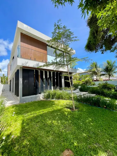 Casa com 5 quartos à venda, 10m2 em Camacari - BA - imagem 1 Foto 1 de Casa com 5 quartos à venda, 10m2 em Camacari - BA