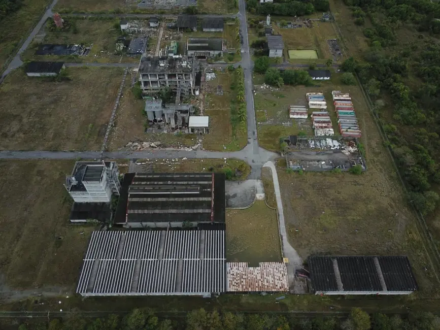 Foto 9 de Terreno / Lote à venda, 139700m2 em Camacari - BA