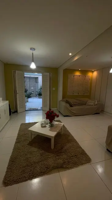 Foto 1 de Casa com 4 quartos à venda, 10m2 em Camacari - BA