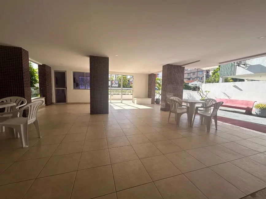 Foto 3 de Apartamento com 3 quartos à venda, 60m2 em Pituba, Salvador - BA