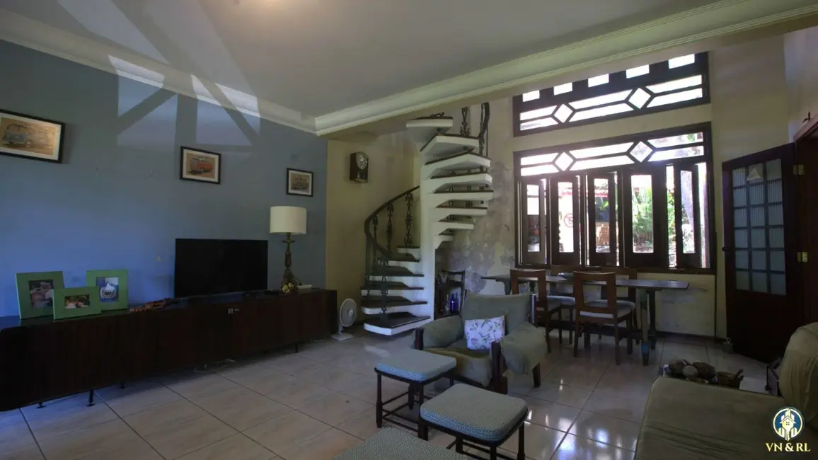 Casa com 6 quartos à venda, 513m2 em Portão, Lauro De Freitas - BA - imagem 3 Foto 3 de Casa com 6 quartos à venda, 513m2 em Portão, Lauro De Freitas - BA