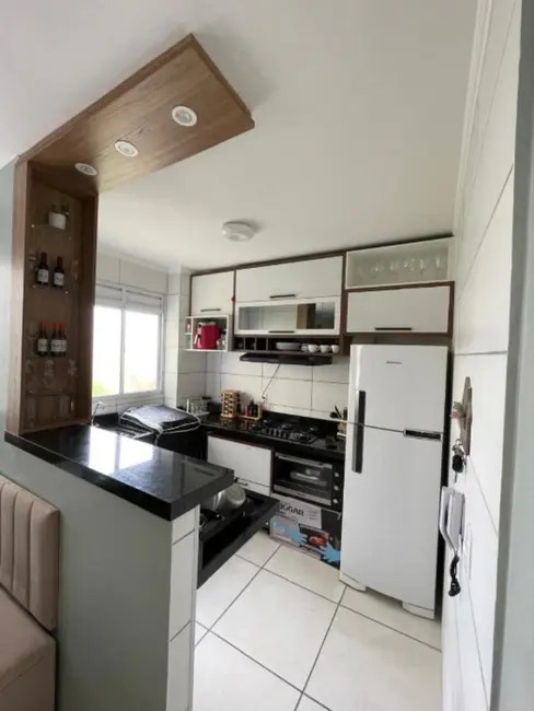 Apartamento com 2 quartos à venda, 48m2 em Vida Nova, Lauro De Freitas - BA - imagem 3 Foto 3 de Apartamento com 2 quartos à venda, 48m2 em Vida Nova, Lauro De Freitas - BA