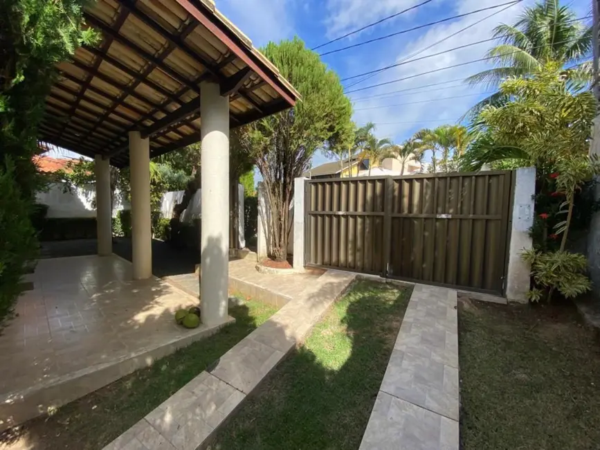 Foto 9 de Casa com 4 quartos para alugar, 180m2 em Buraquinho, Lauro De Freitas - BA