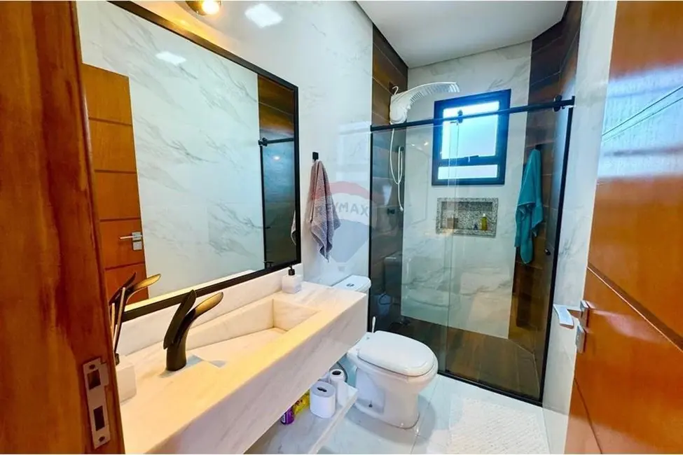 Casa com 4 quartos à venda, 330m2 em Peruibe - SP - imagem 3 Foto 3 de Casa com 4 quartos à venda, 330m2 em Peruibe - SP