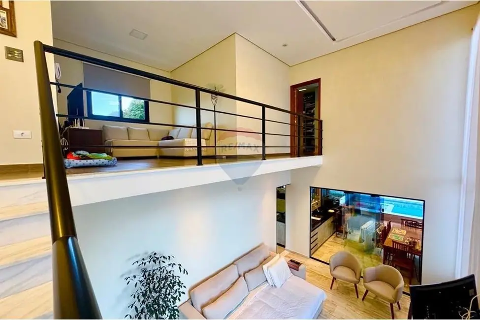 Casa com 4 quartos à venda, 330m2 em Peruibe - SP - imagem 4 Foto 4 de Casa com 4 quartos à venda, 330m2 em Peruibe - SP