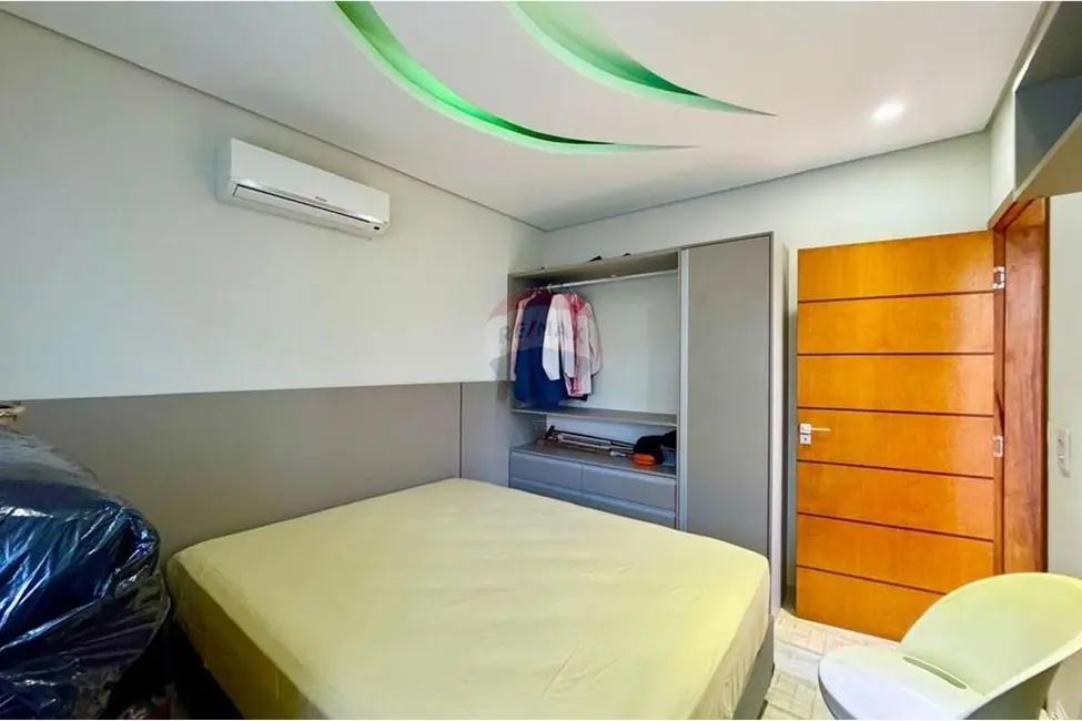 Casa com 4 quartos à venda, 330m2 em Peruibe - SP - imagem 2 Foto 2 de Casa com 4 quartos à venda, 330m2 em Peruibe - SP