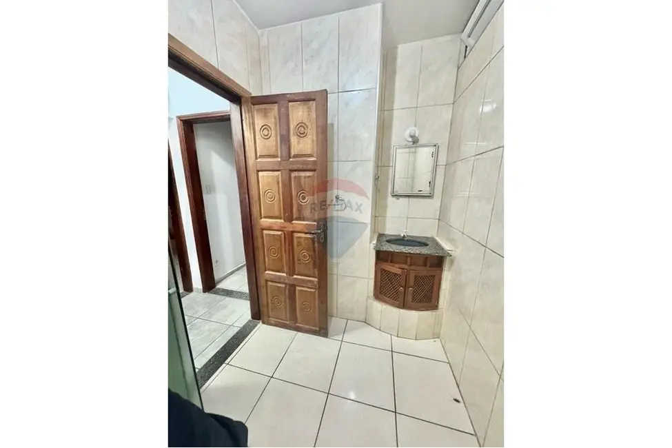 Casa com 3 quartos à venda, 400m2 em Centro, Peruibe - SP - imagem 5 Foto 5 de Casa com 3 quartos à venda, 400m2 em Centro, Peruibe - SP
