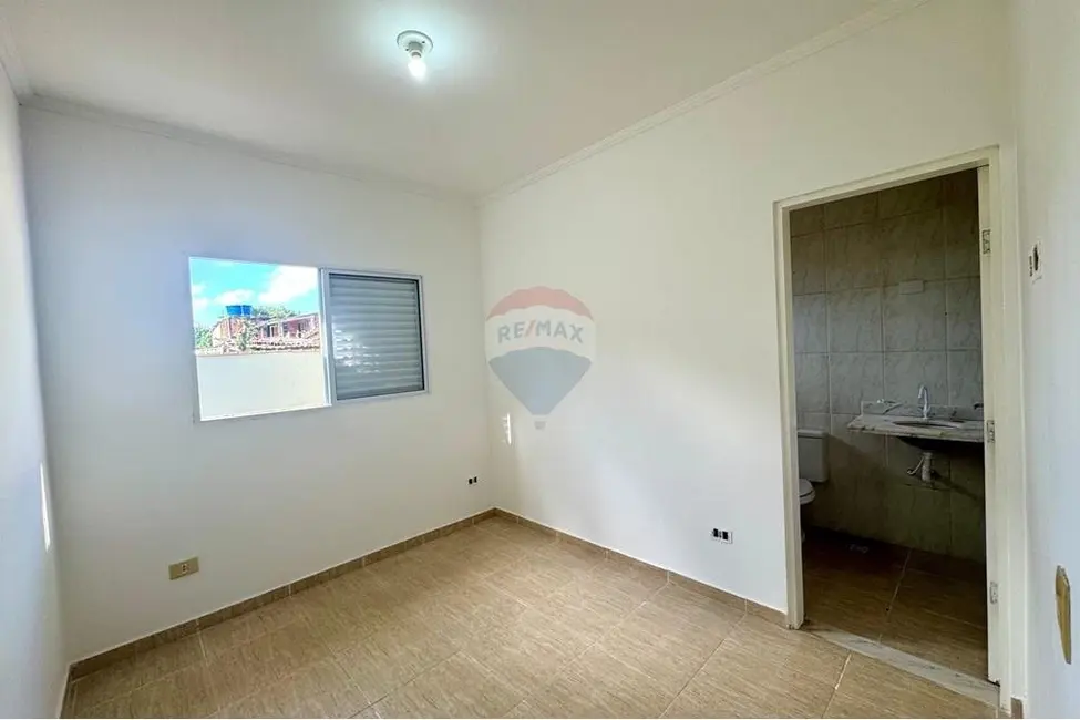Casa com 2 quartos à venda, 66m2 em Peruibe - SP - imagem 3 Foto 3 de Casa com 2 quartos à venda, 66m2 em Peruibe - SP