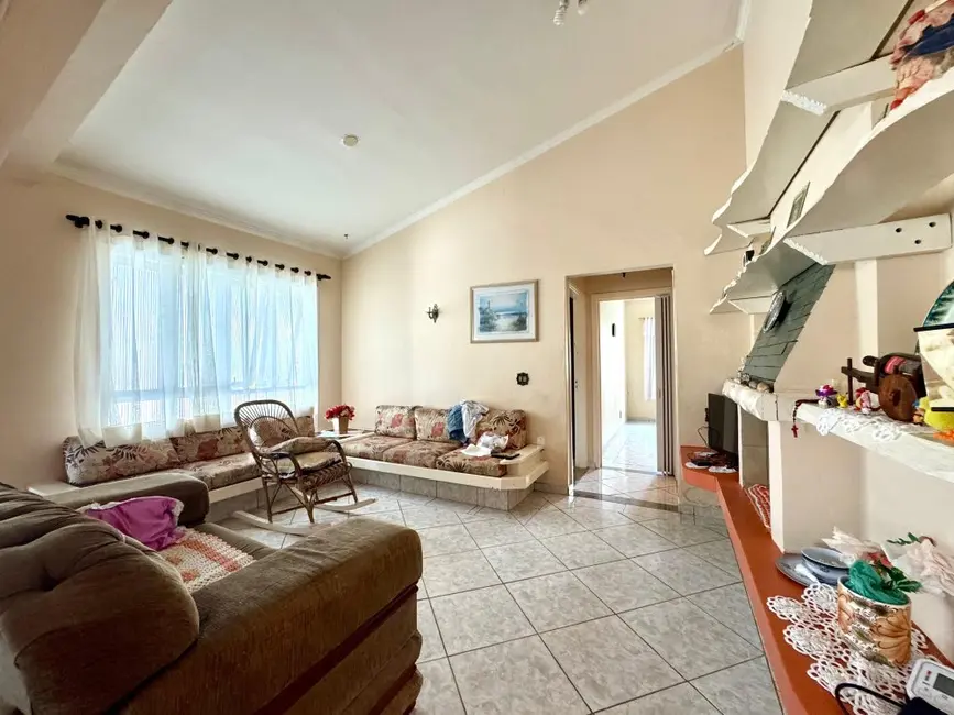 Casa com 4 quartos à venda, 502m2 em Peruibe - SP - imagem 4 Foto 4 de Casa com 4 quartos à venda, 502m2 em Peruibe - SP