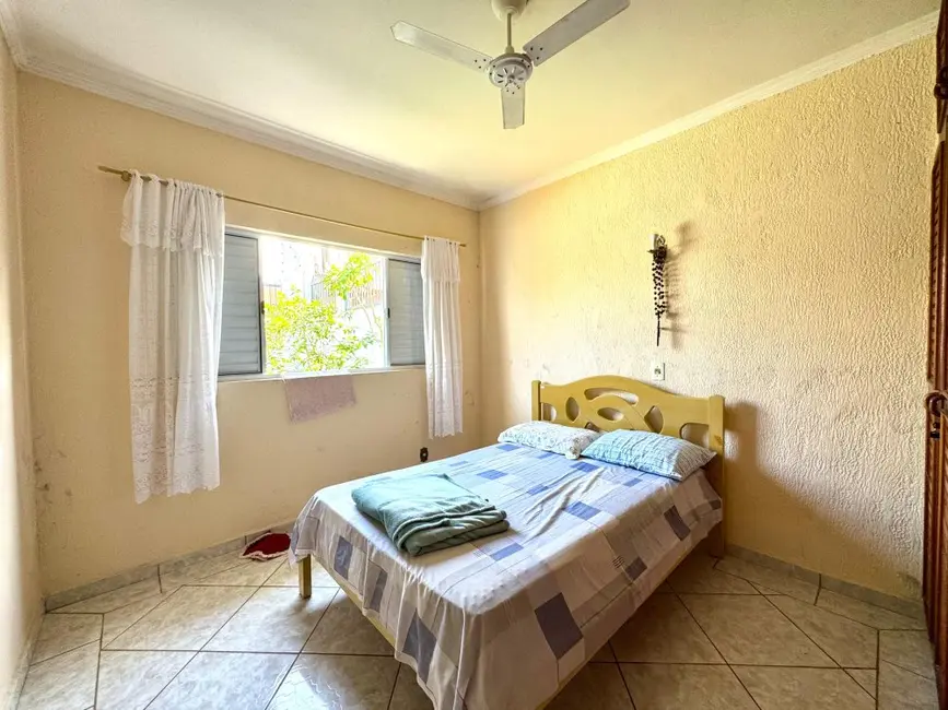 Casa com 4 quartos à venda, 502m2 em Peruibe - SP - imagem 9 Foto 9 de Casa com 4 quartos à venda, 502m2 em Peruibe - SP