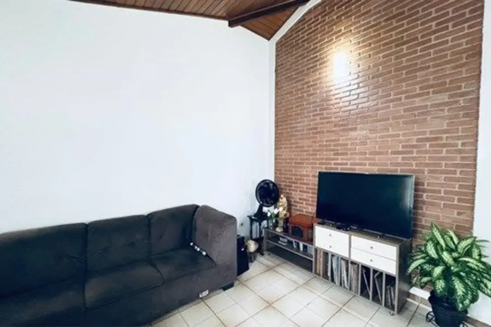 Casa com 3 quartos à venda, 600m2 em Peruibe - SP - imagem 7 Foto 7 de Casa com 3 quartos à venda, 600m2 em Peruibe - SP