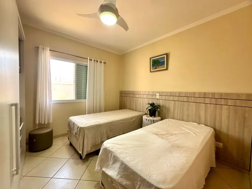 Sobrado com 4 quartos à venda, 363m2 em Peruibe - SP - imagem 9 Foto 9 de Sobrado com 4 quartos à venda, 363m2 em Peruibe - SP