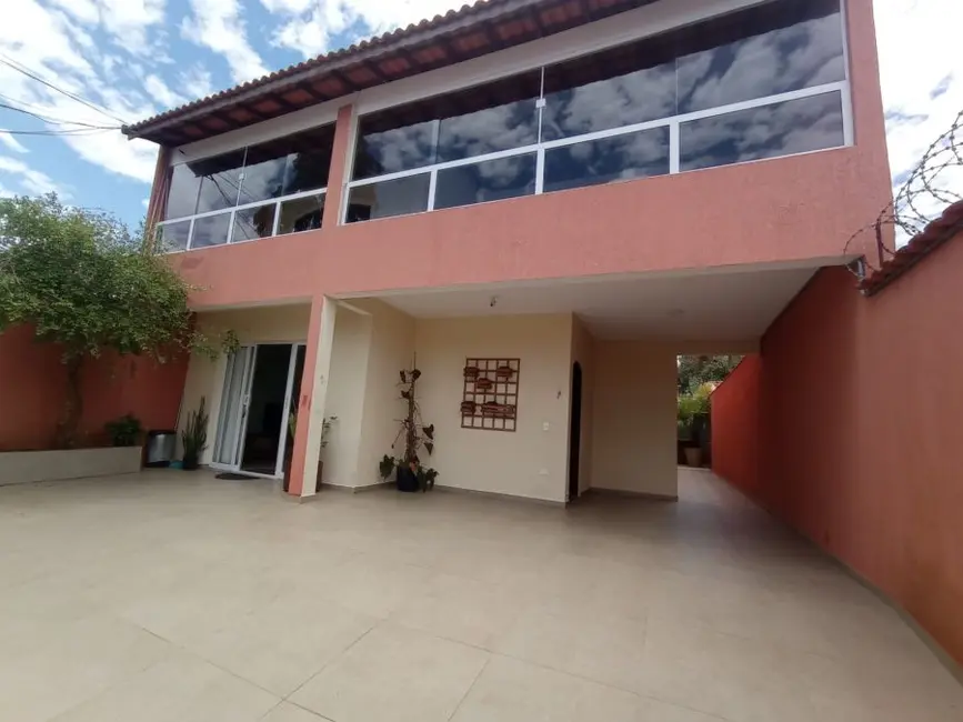 Foto 1 de Casa com 4 quartos à venda, 250m2 em Peruibe - SP