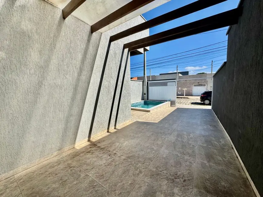 Foto 5 de Casa com 2 quartos à venda, 137m2 em Peruibe - SP