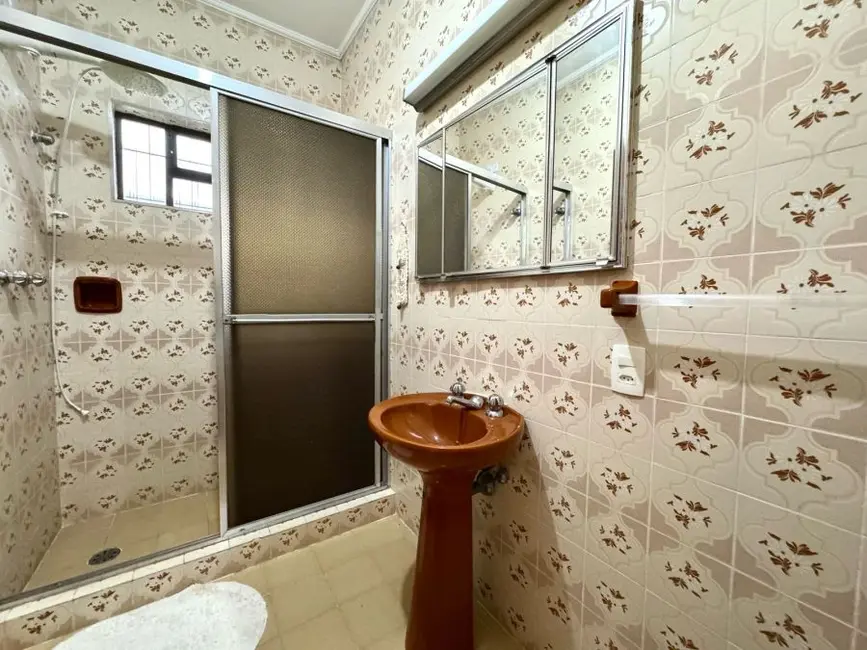 Foto 4 de Casa com 3 quartos à venda, 300m2 em Peruibe - SP