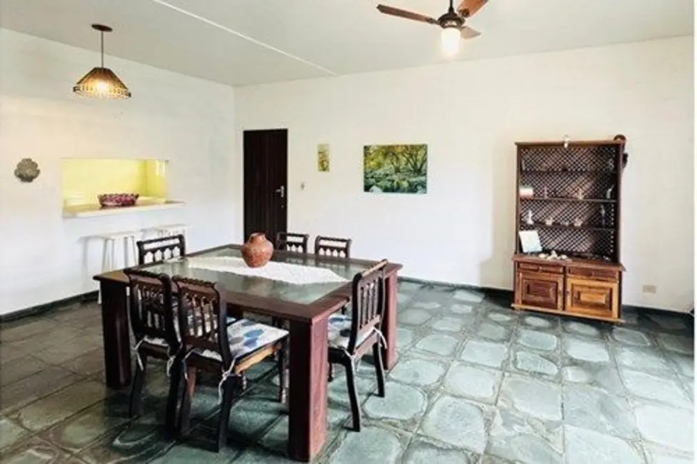 Foto 7 de Casa com 5 quartos à venda, 360m2 em Peruibe - SP